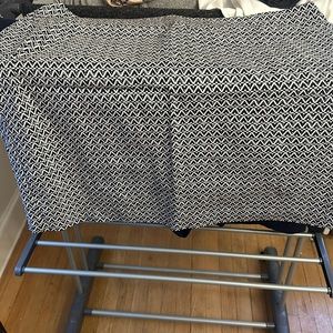 Black and white pencil skirt